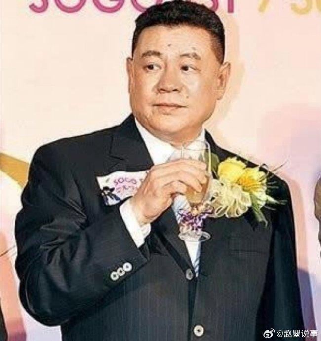 刘銮雄34年后公开处刑谈李嘉欣