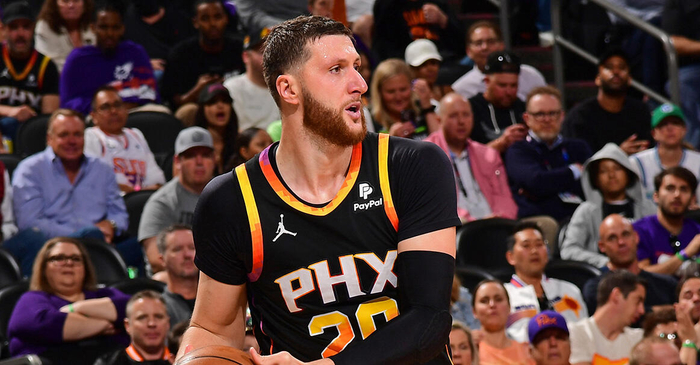 太阳队记:努尔基奇左手指受伤 将在一周后重新评估