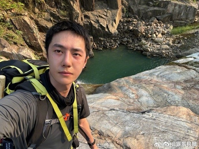 王一博纪录片《探索新境》复旦大学认为非常适合教学…|学生|心理|观念_新浪新闻