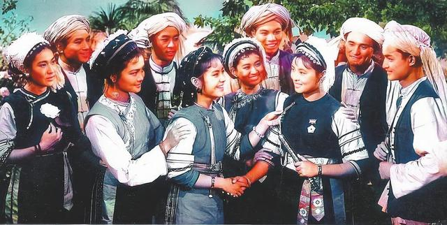 1959年电影《五朵金花》剧照 