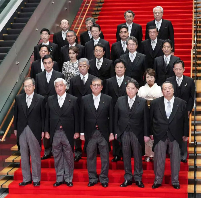日本政府悄悄"p图"!