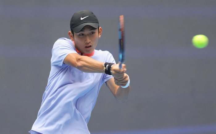 商竣程在中国赛季斩获职业生涯首冠。  图/新华社