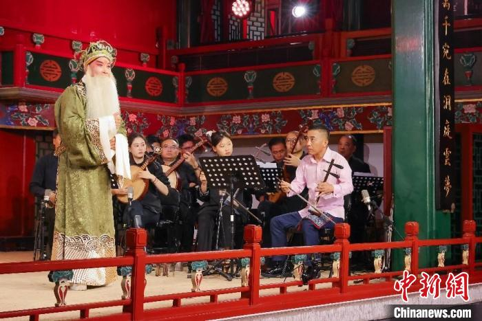 节目组供图京剧名家赵葆秀,叶金援携手侯宇,张召君,周恩旭等青年言北