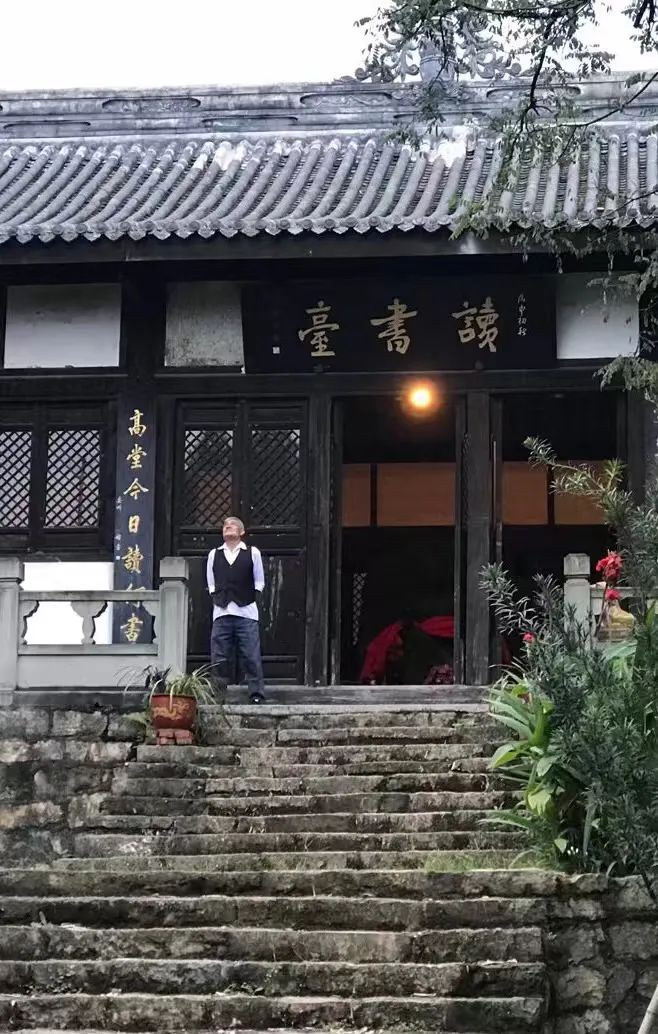 李白,从你的全世界路过