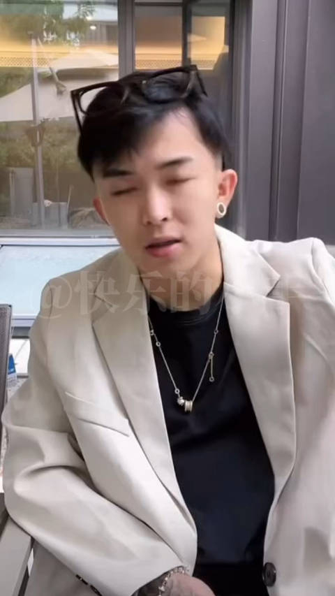 爱仔仔直言自己也不知道以后和李嘉欣会不会复合