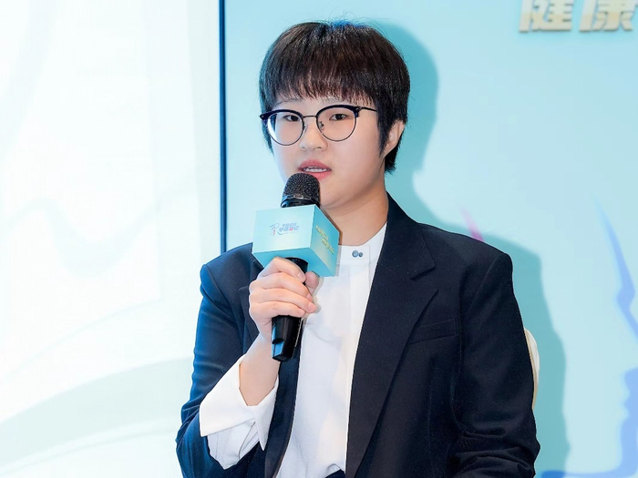 21世纪新健康研究院副院长季媛媛 演讲