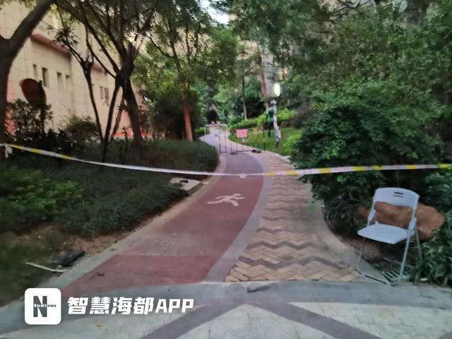 痛心!事发厦门!12岁男孩在小区跑道触电身亡|厦门市|世茂湖滨首府小区|社会负面|福建省|男生_新浪新闻