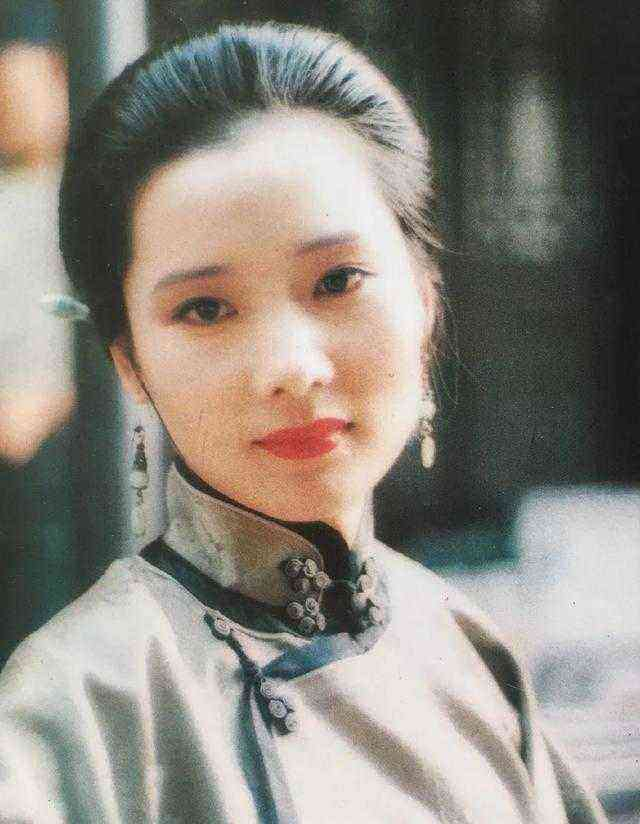 江南美人何赛飞:曾是邓颖超的座上宾,跟丈夫相爱33年,人生美满