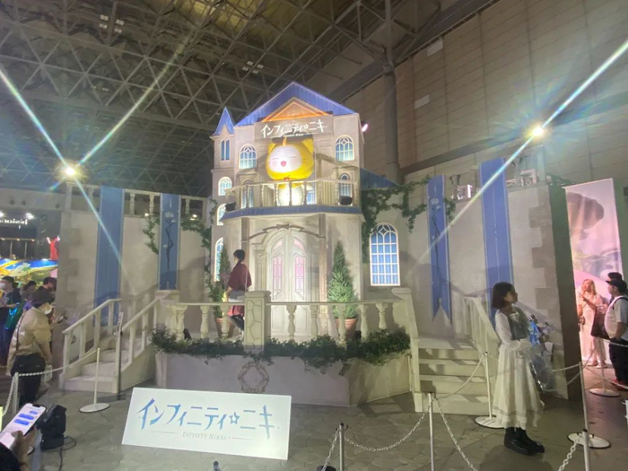 《无限暖暖》的舞台