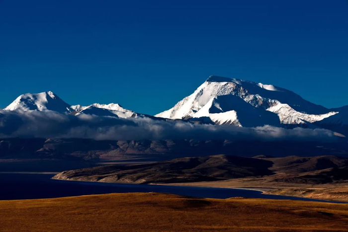 为什么海拔越高空气越稀薄 为什么海拔越高空气越稀薄