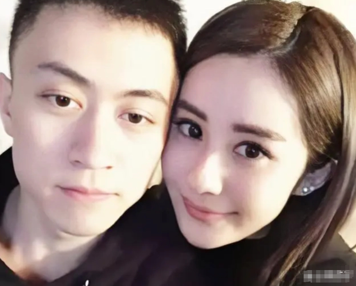 陈赫维护黄磊?大佬潜规则小眼男星?