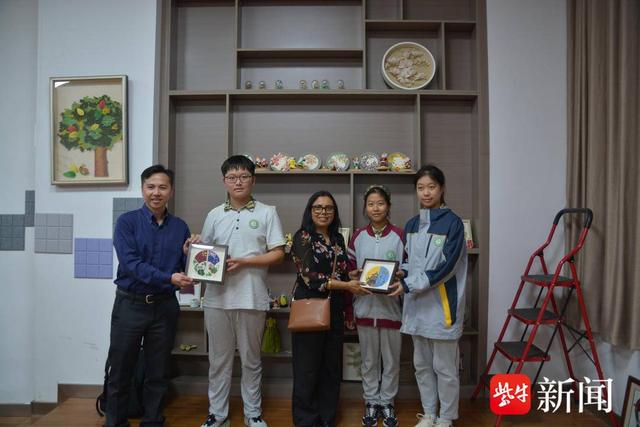 镇江三中:跨洋来访  共赢共进