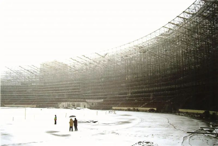 1999年拓东体育场进行了一次大改造