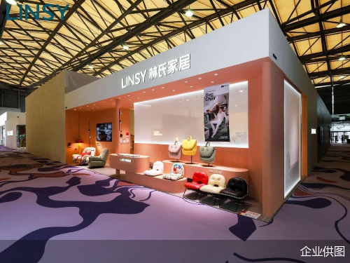 （图：LINSY展会现场）