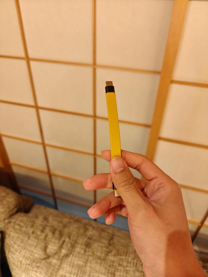 很多线的寿命真是远没有我想的长，今年用坏好几根线了，就放在包里…