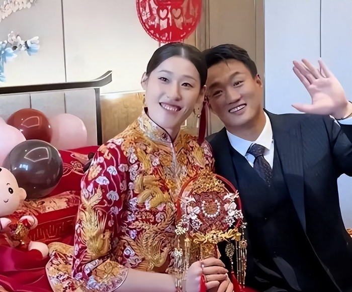 恭喜!34岁女排奥运冠军升任副处级,郎平爱将去年大婚:人生赢家