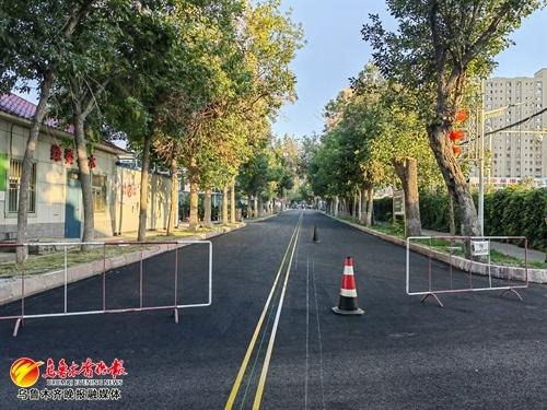 　　6月，明珠花卉市场完成道路维修硬化。受访者供图