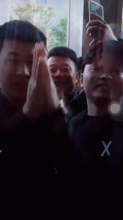 投:19年杭州跟老大见一面,从江苏无锡过去的