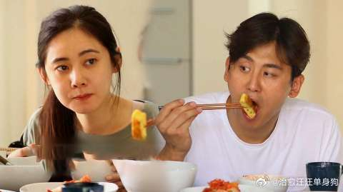 秋于夫妇精彩片段集锦来了,于可爱胃口特别好!
