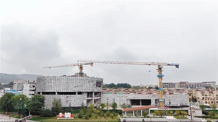 临潼区长安先导国际创新人才交流中心项目建设现场。 