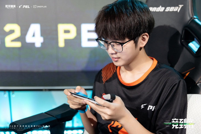 在陈玉萌的表达中，努力是个高频词。 受访者供图