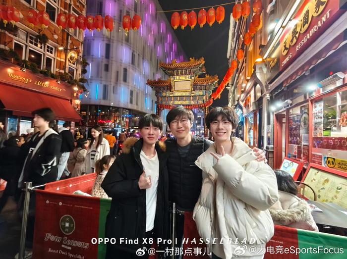 在中国城吃饭突然遭遇@ssenming @Baolan- GANK 真的真的，好久不见！