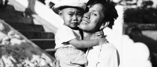 1959年，男人趁妻子外出，将一管试剂灌进1岁儿子嘴里：爸爸对不起你