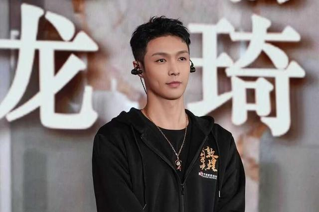 《受到召唤·敦煌》主演张艺兴。中国国家话剧院供图