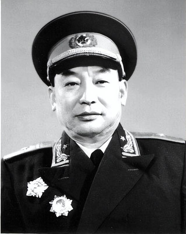 【揭秘】《上甘岭》中为什么没有十五军政委谷景生?