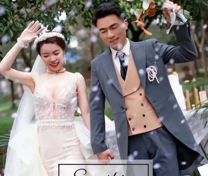 甘肃一美女副营长嫁农民工,结婚2年后,才意外得知丈夫真实身份