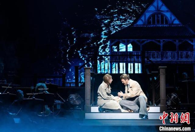 德语原版音乐剧《蝴蝶梦》音乐剧版音乐会。 郑天然 摄