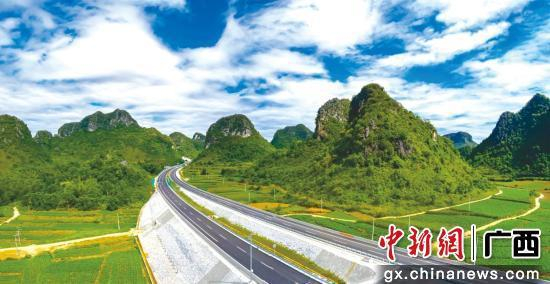 图为岳圩口岸联线公路K5+800。戴肖玲 供图