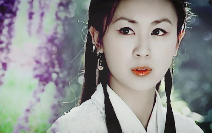 张国荣力捧她,周星驰欣赏她,最火童星唐宁,如今怎样了?