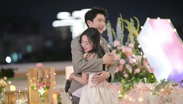 “高雅cp”在《心动的信号7》高白夜，图源：微博