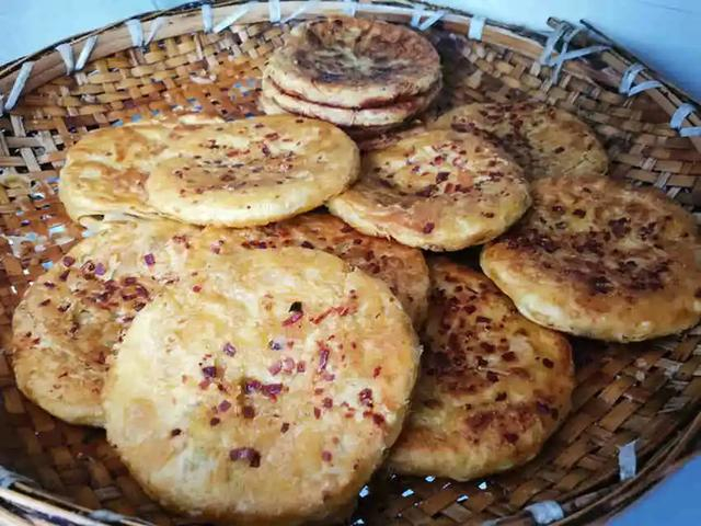 图为丽江粑粑。图源：丽江发布