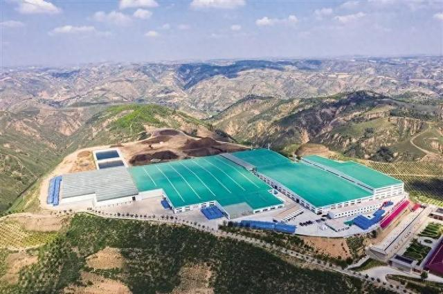 子洲县超细白绒山羊农村产业融合发展示范园项目（10月26日摄）