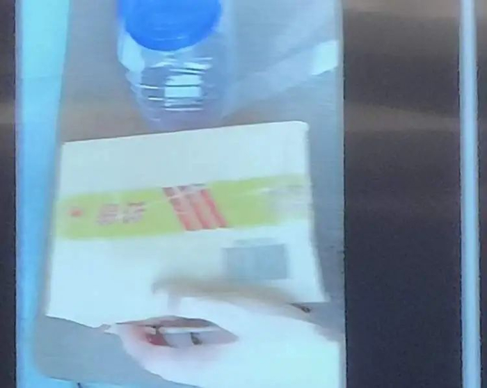 ▲被告人所谓的“开箱视频”画面