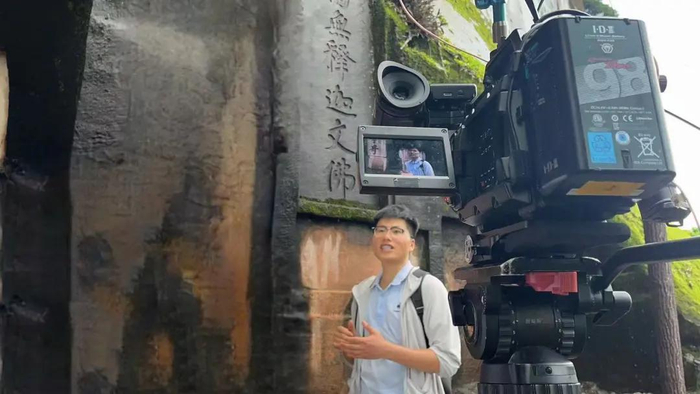 他于晚上9时29分离世,年仅37岁|罗彬_新浪新闻