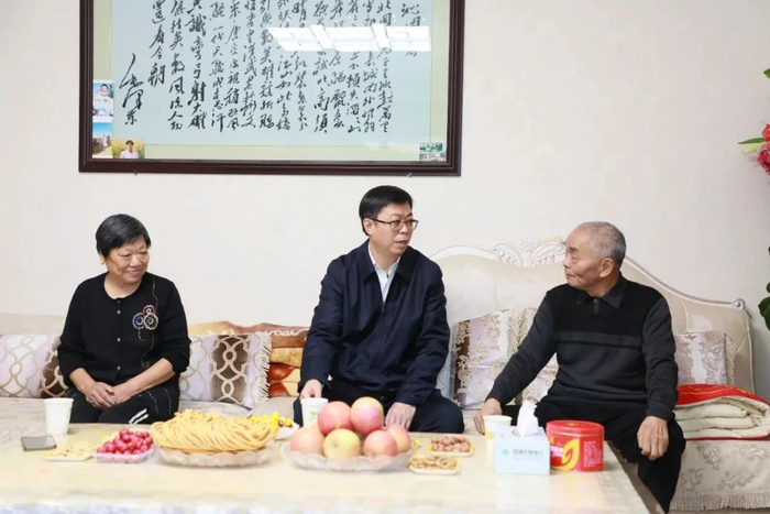 北京昌平区区长支现伟已任新疆塔城地委书记