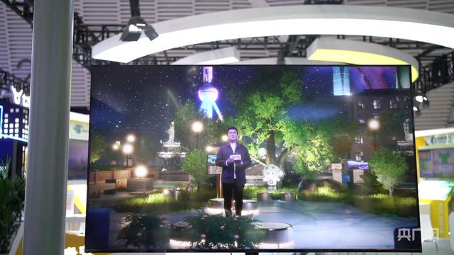 通过AIFlimStudio,记者在一段影片中过了一把主角瘾(央广网记者尚天宇摄)