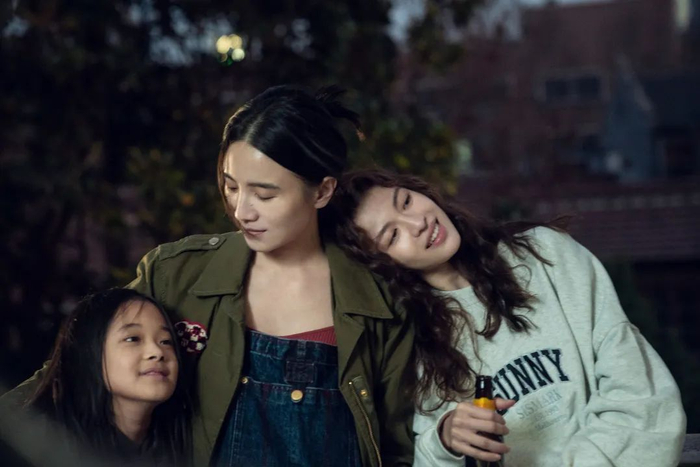 ▲《好东西》生动呈现出王茉莉、王铁梅和小叶三个不同代际，但却是当下生活中距离和我们很近的女性“样本”。