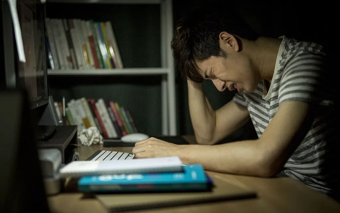 很多选择靠利息生活的人，都曾在工作中感到过创伤。图 / 视觉中国