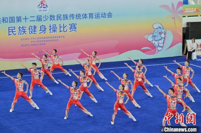 图为北京市代表团选手在比赛中。中新社记者 骆云飞 摄