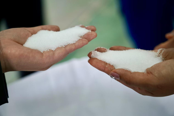 　　陕西未来能源化工有限公司生产的精制费托蜡WL-115  徐均坪摄