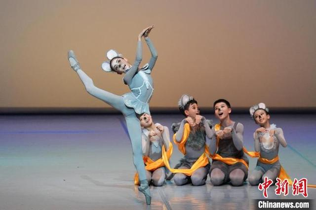 芭蕾舞剧《十二生肖》剧照。 时任摄