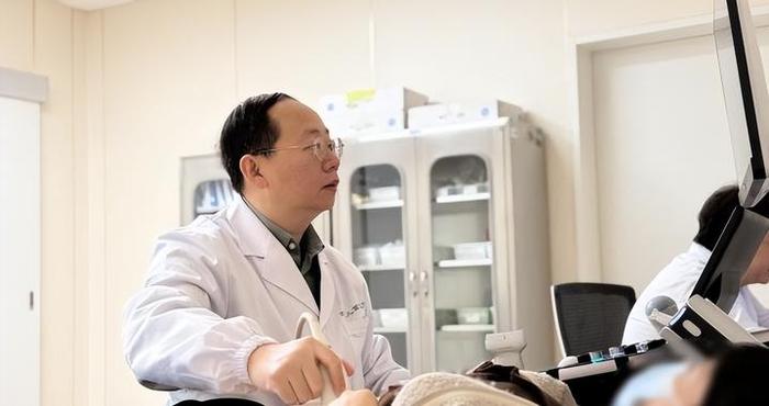 孕妈妈不敢做胃镜，专家用一杯“米糊”解决两难
