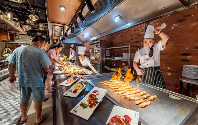 洗浴中心自助餐厅备受青睐，图源：受访者供图