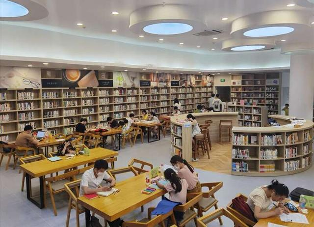 嘉兴市图书馆。嘉兴市图书馆供图