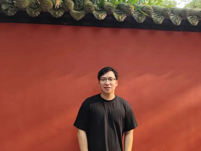 关于交大第一任校长党委书记什么级别的信息