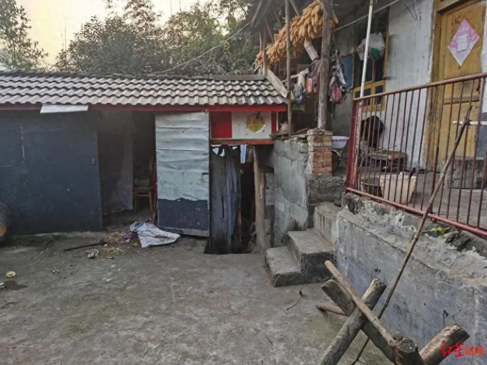 母光才与黑熊搏斗的地方